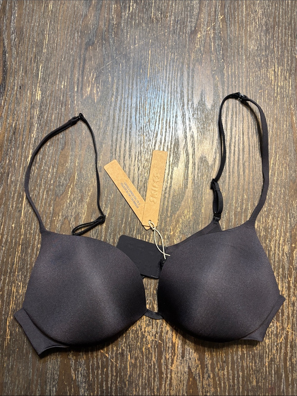 SKIMS Black Smooth ultimate super push up 34A onyx NWT Bra